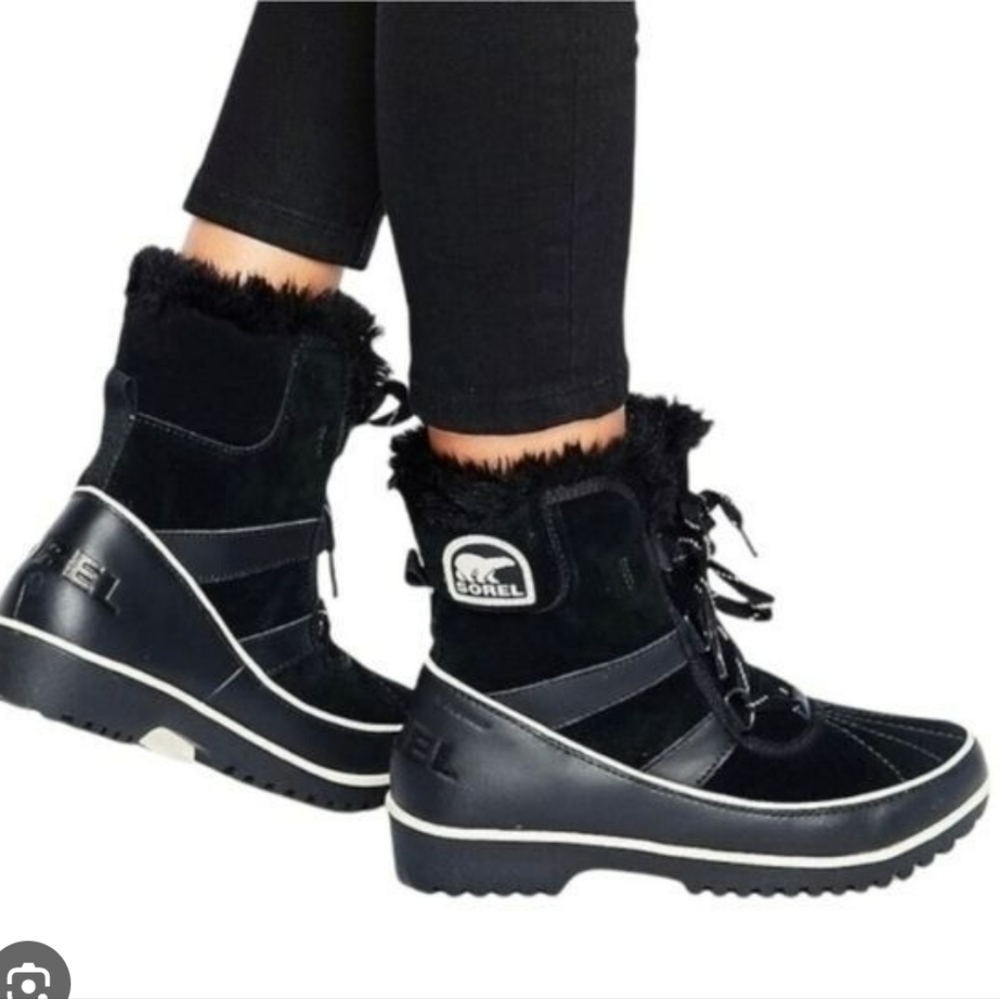 Sorel Tivoli II Waterproof Suede Faux Fur Lined Boots, Sz. 9.
